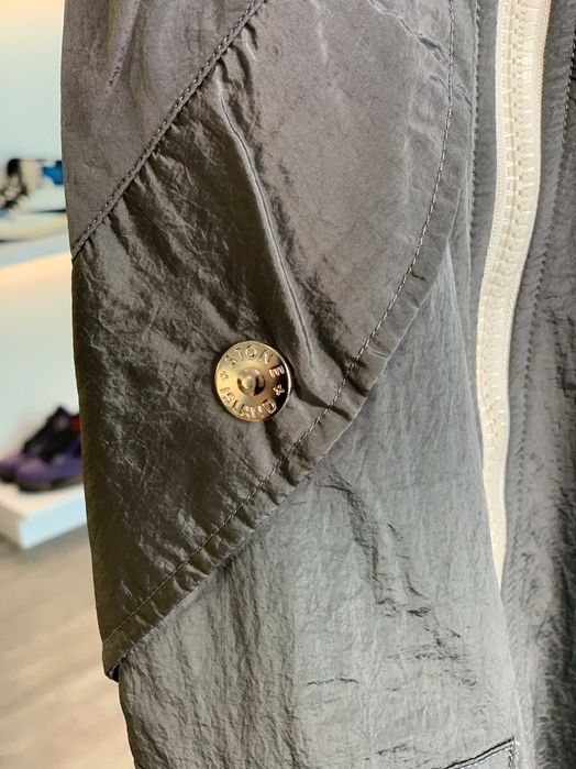 Штани STONE ISLAND 31619 Regenerated Nylon Cargo Pants Grey SI0264-GY