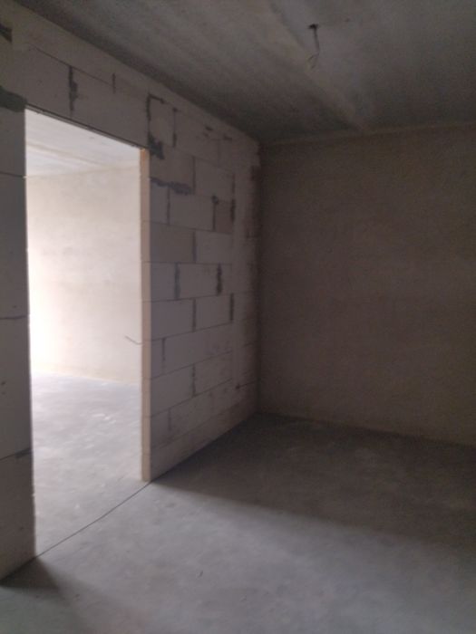 Продам однокомнатную квартиру р-н Масаны