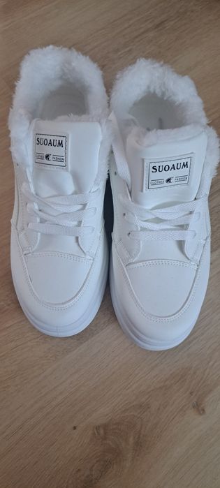 Buty damskie ocieplane nr 39 oraz 40