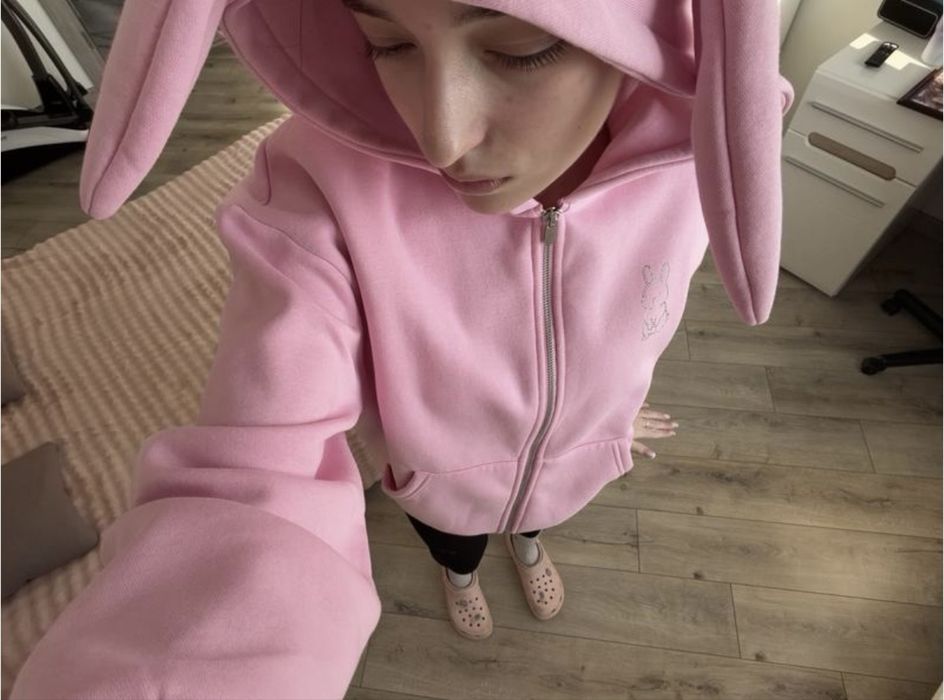 рожева кофта house з вушками — must-have цього сезону