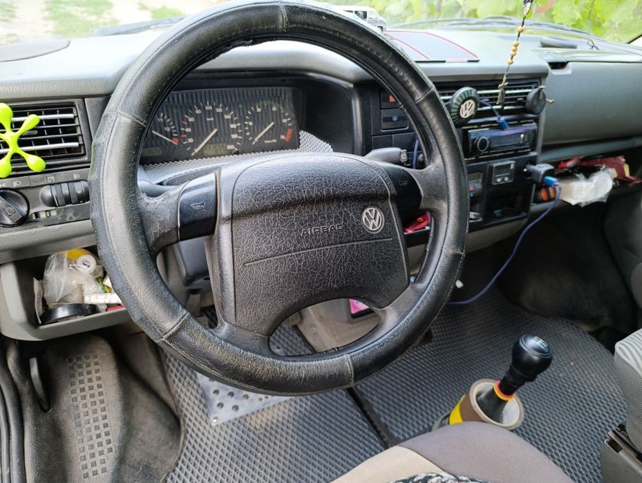 VOLKSWAGEN CARAVELLE 1997 VIN WV2ZZZ70ZWH043665 фото оголошення 17 з 19