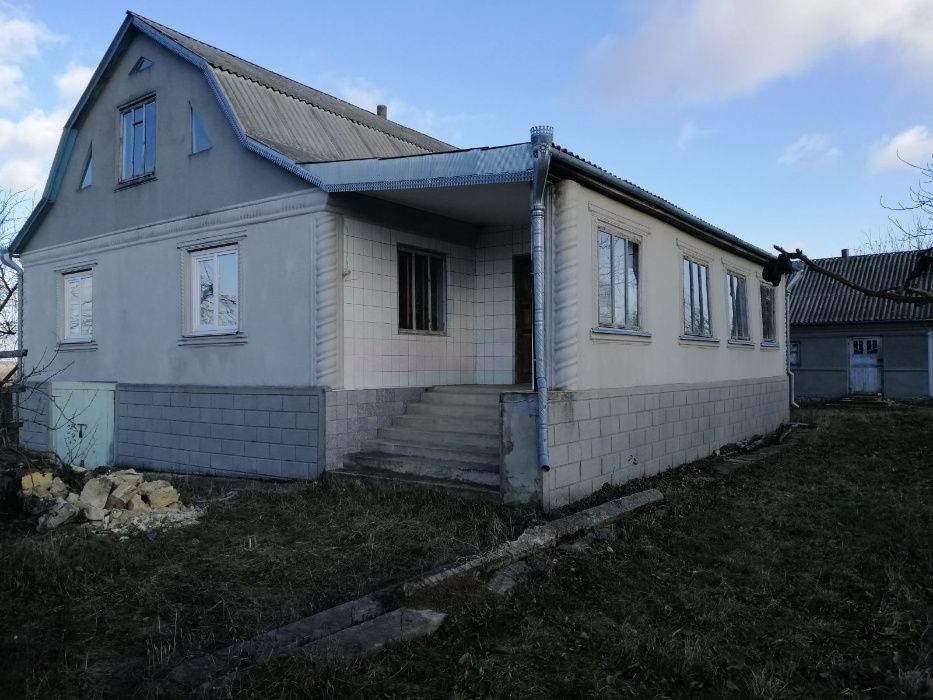 Продам будинок в с. Руданському