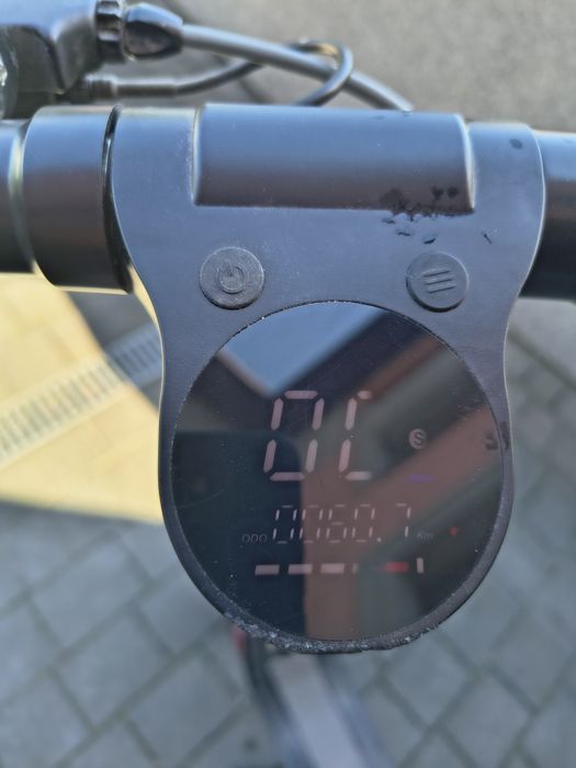 Sprzedam hulajnogę elektryczną Iguana