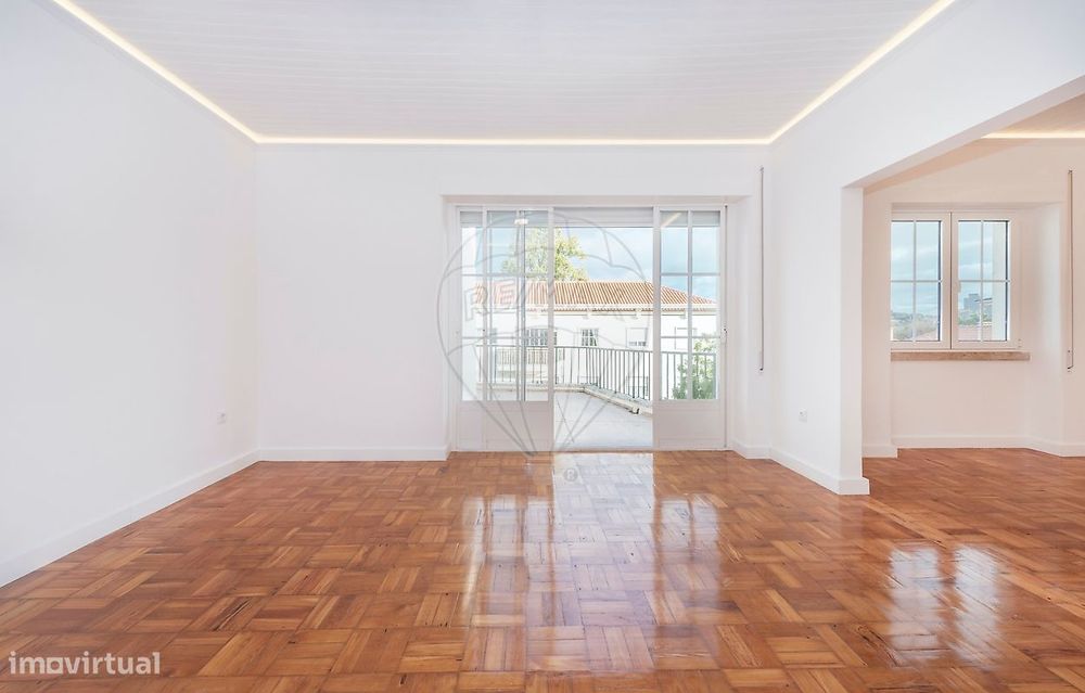 Apartamento T4 para venda