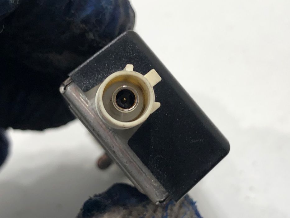 WZMACNIACZ ANTENOWY FORD S-MAX HS7T-18C847-AB MODUŁ SYGNAŁU