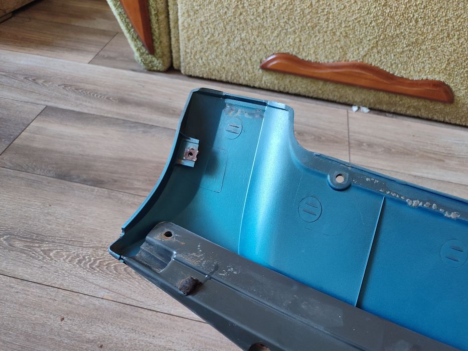 Спойлер багажника ваз 2111