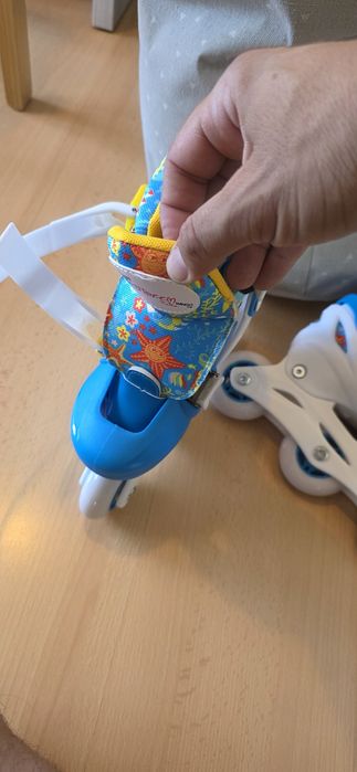 Patins em linha crianca novos