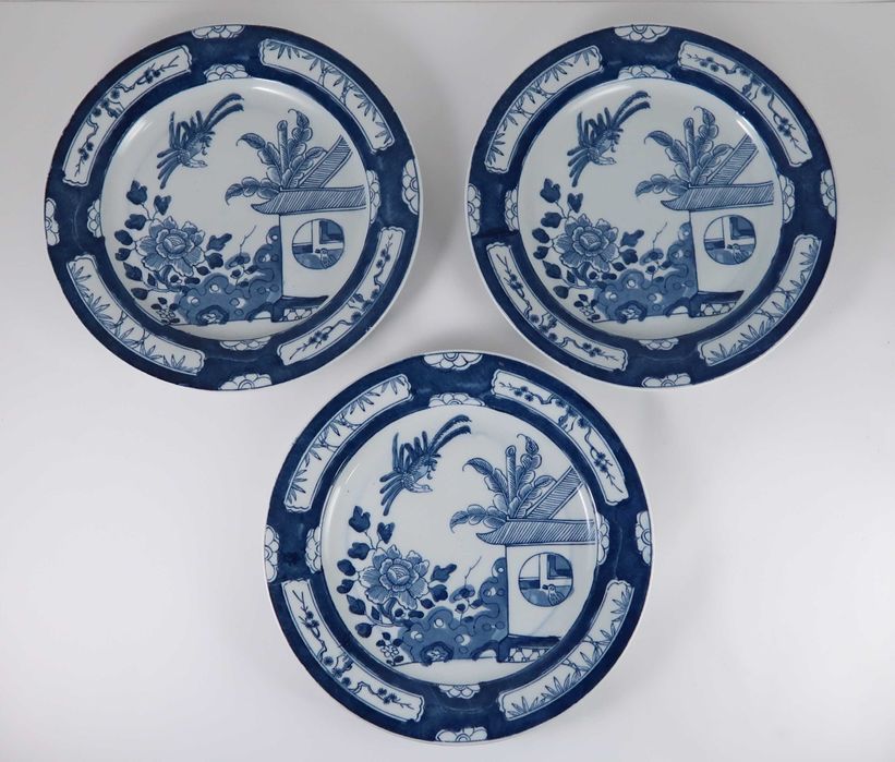 Pratos porcelana chinesa "Cuco na casa", CADA