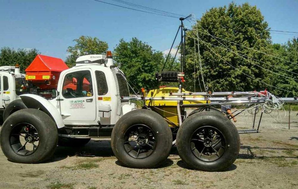 Обприскувач самохідний Роса