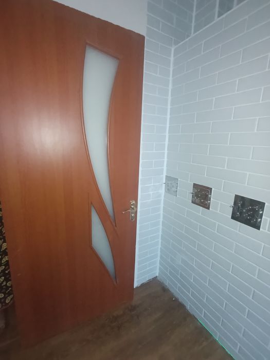 Продам міжкімнатні двері