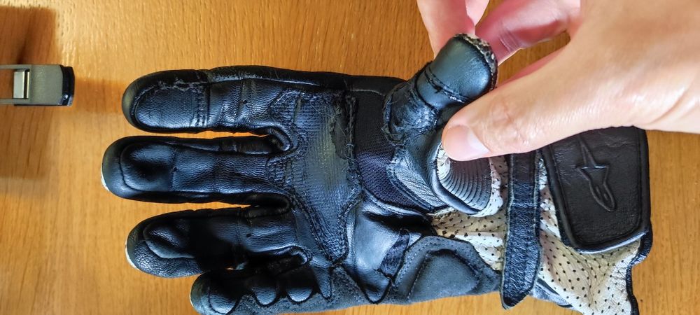 Luvas Alpinestars SP-2 V2 – Usadas/Danificadas