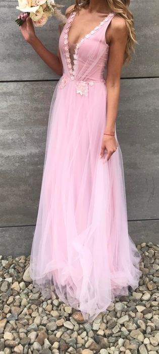 Вечірня ніжна сукня