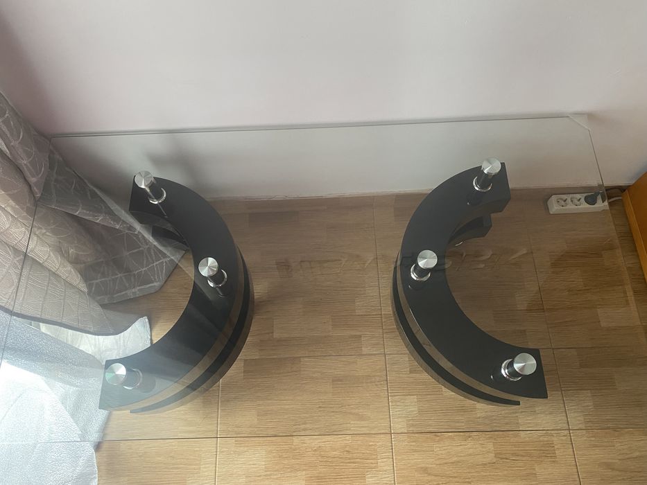 Mesa de centro de vidro