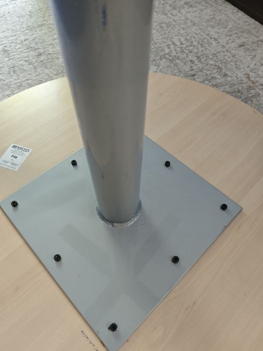 Stół okrągły średnica 80 cm wys. 72 z kółkami