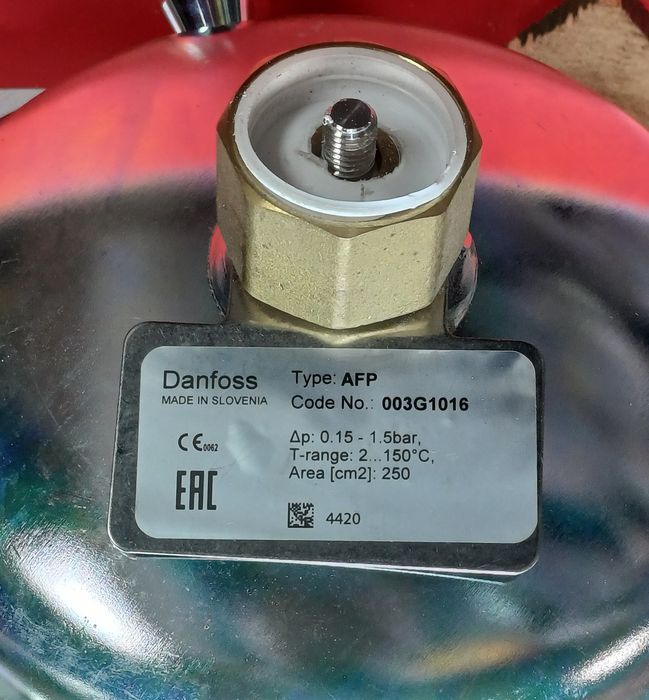 Danfoss nowy regulator różnicy ciśnień napęd regulatora zawór upustowy