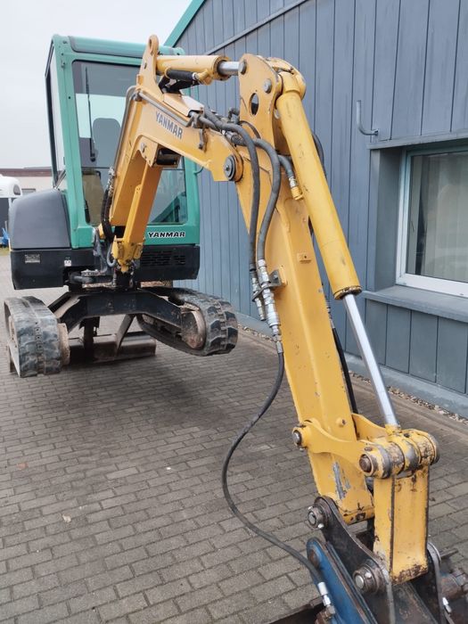 Minikoprka Yanmar sv26