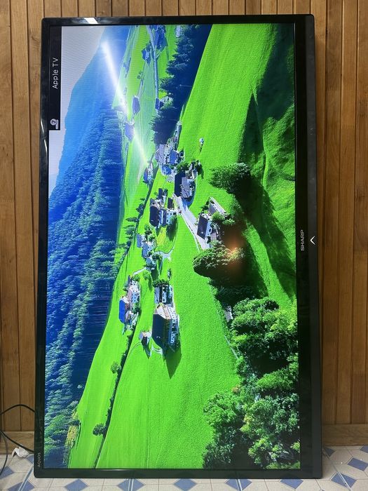Телевізор SHARP 60 дюймів