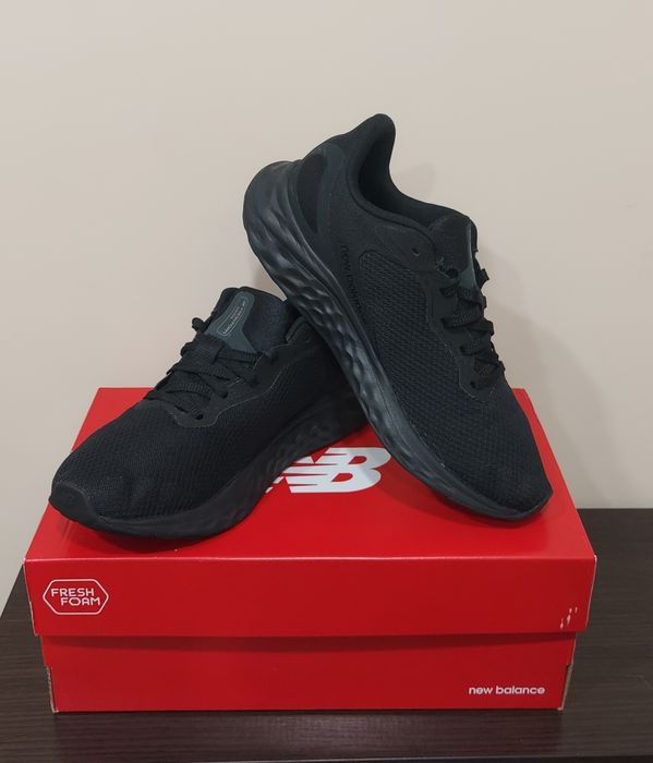 "New Balance " Running course 42 розмір