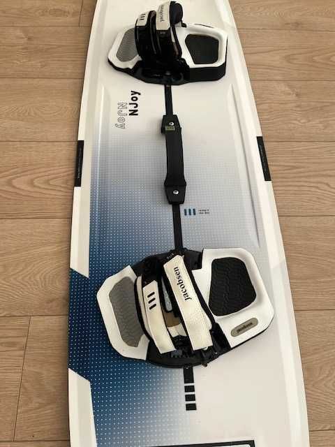 Kitesurf prancha Jacobsen 142 - 2026