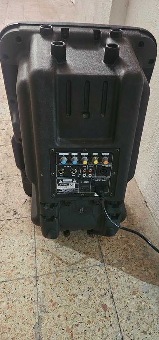 Coluna amplificada 500W445633138378024962