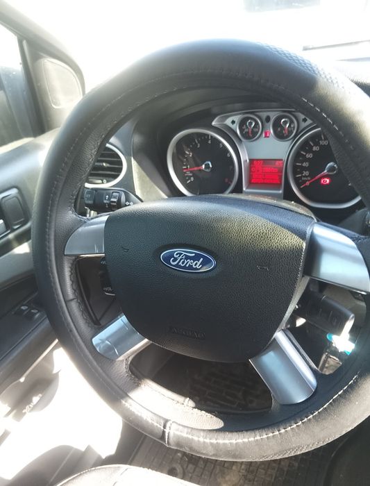 FORD FOCUS 2008 VIN WF0HXXWPDH8G70341 фото оголошення 8 з 13