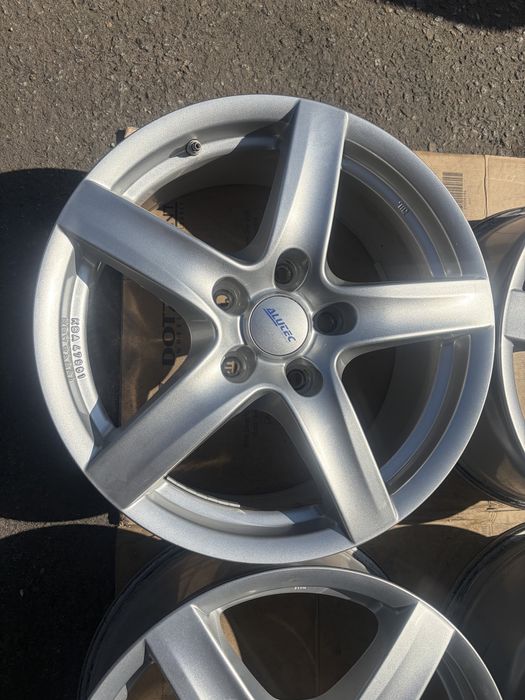 Felgi aluminiowe Alutec 8jx18 et52 5x130 otw. 71,6