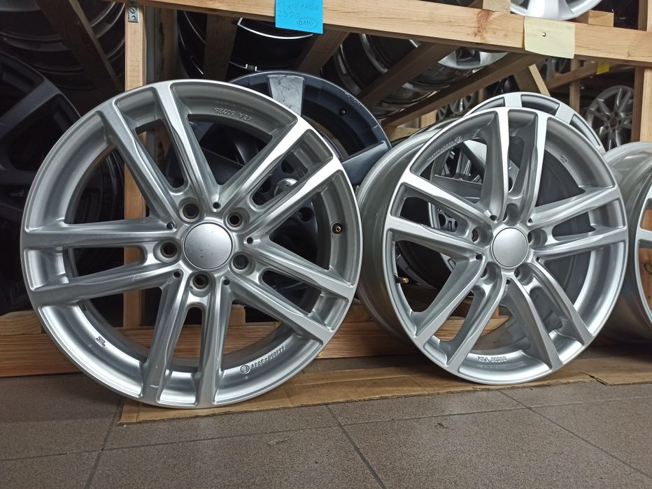 110 TSM Alufelgi 5x112 ET49 7jx17 Volkswagen Seat Skoda Audi