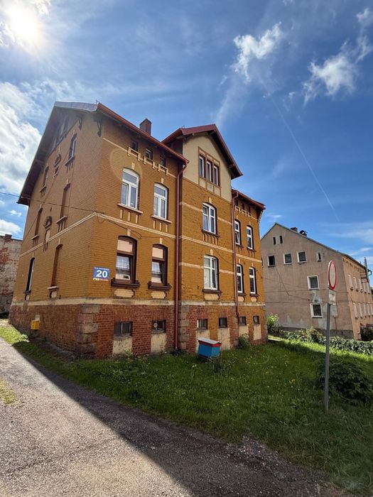 Mieszkanie wlasnościowe 53 m2 | Garaż | komórka | 2 piętro .