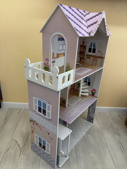 Sprzedam domek dla lalek Barbie – w bardzo dobrym stanie