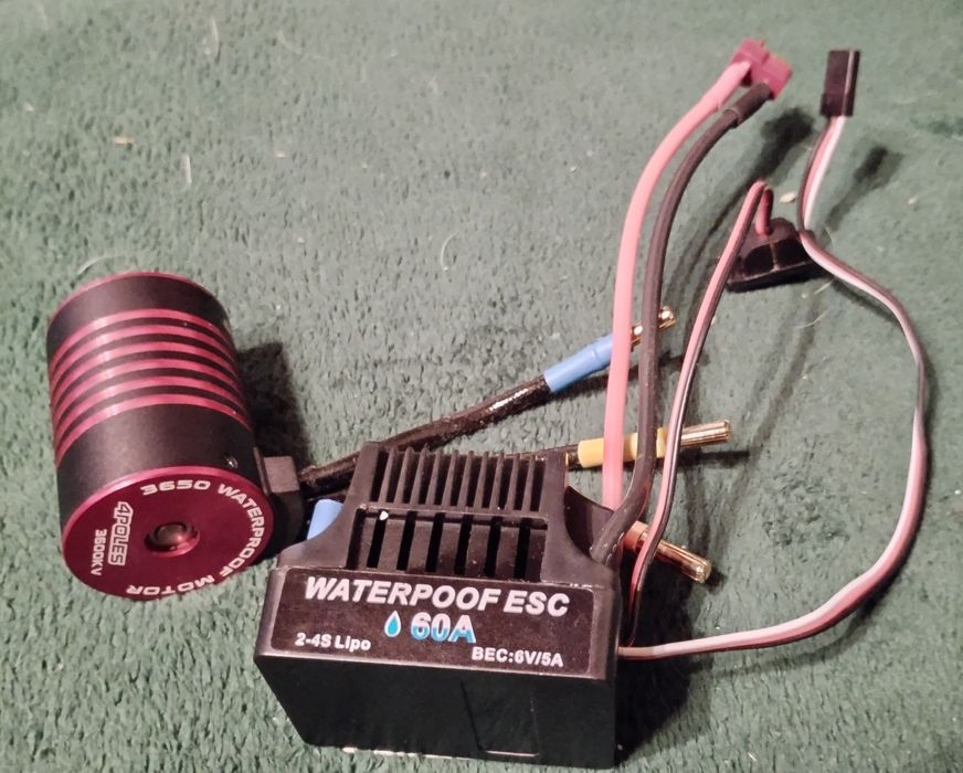 Zestaw bezszczotkowy.