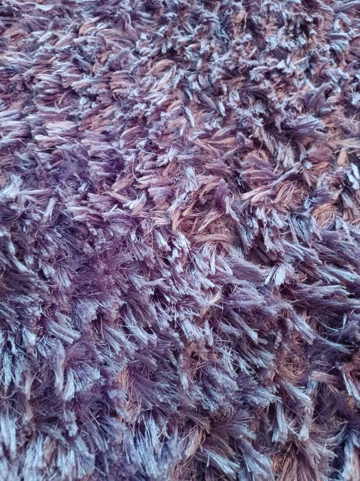 Carpete lilás 3m x 2m último preço 40€