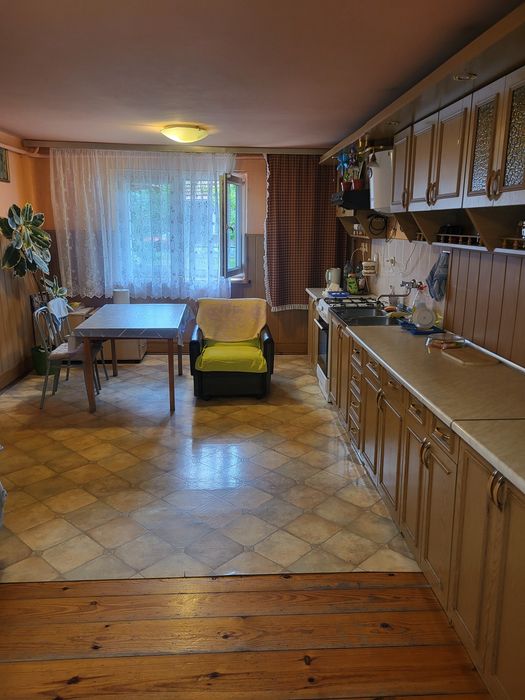 Dom z 5 pokojami -  do wynajęcia - Widok 3