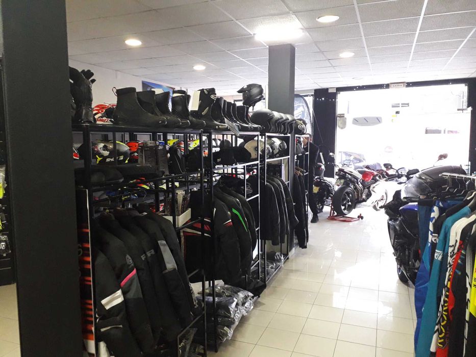 Vende-se Empresa de Peças e Acessórios Motociclismo