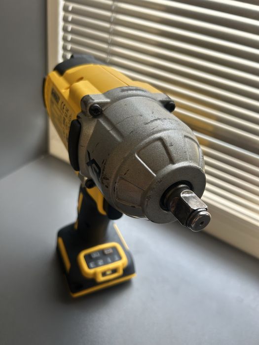 Dewalt DCF900 гайкокрут