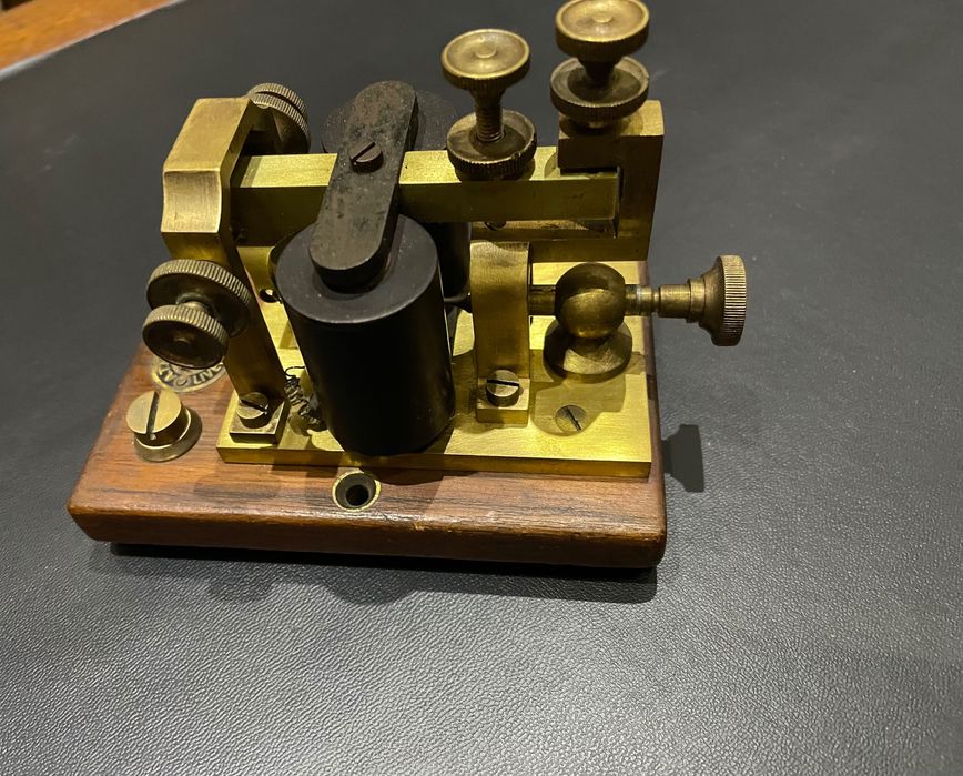 Telégrafo - peça de museu