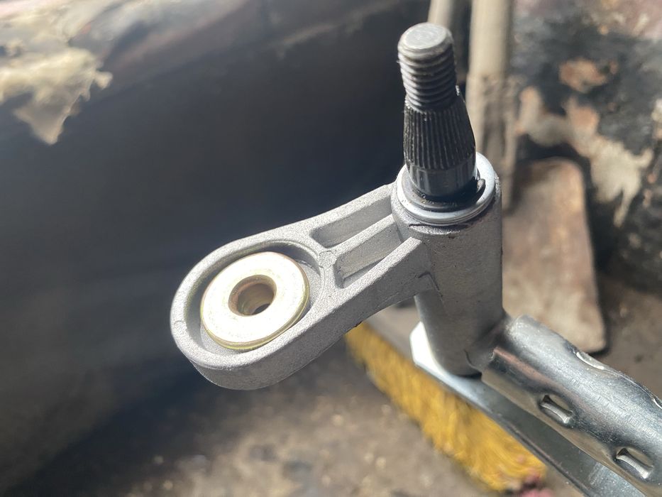 Трапеція двірників Пежо Босер Сітроєн Джампер