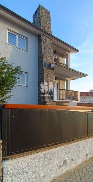 Moradia Geminada T7