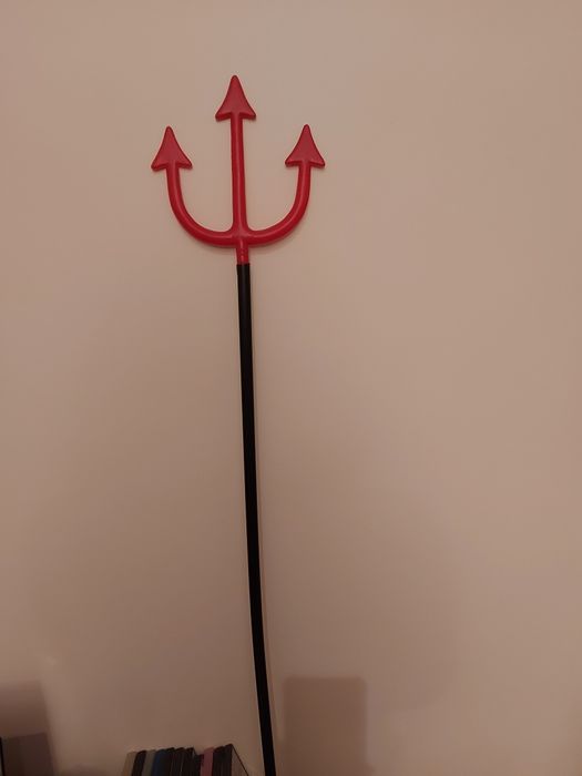 Carnaval - Tridente do Diabo - 1 metro.