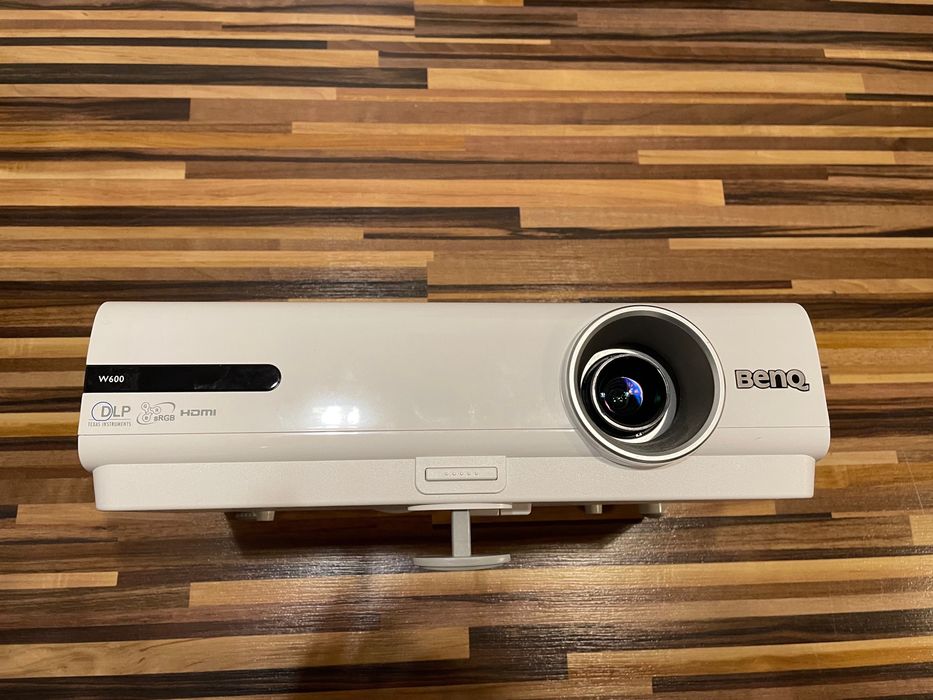 Projektor BENQ W600