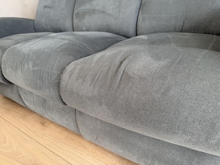 sofa z funkcją relaksu