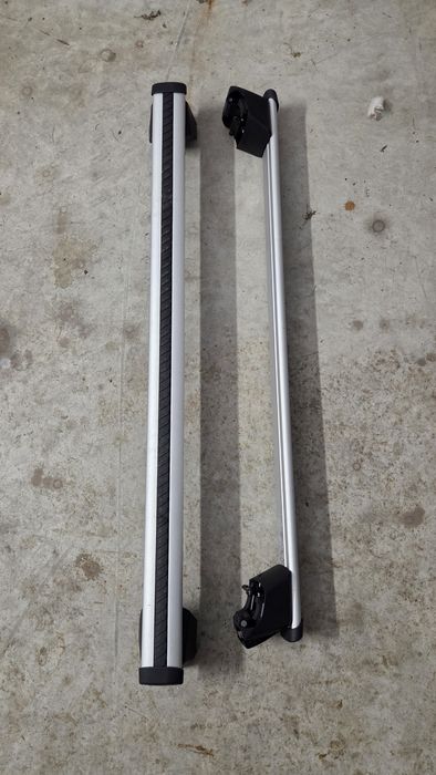 Bagażnik dachowy z relingami thule