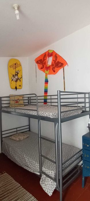 Vende-se Beliche com colchão