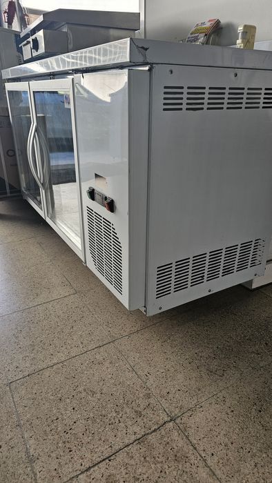 Bancada refrigerada porta vidro