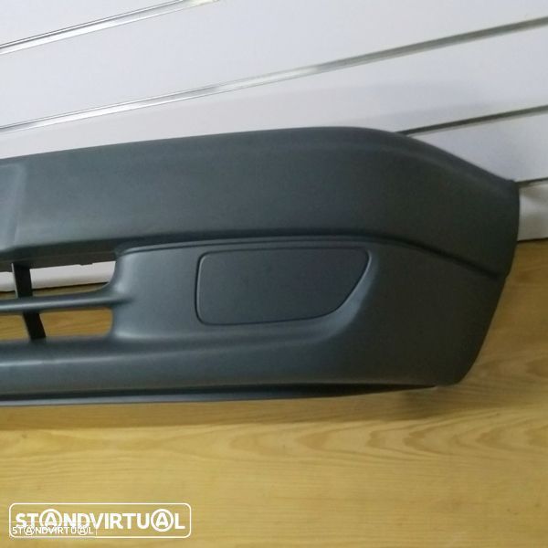 Para-choques Citroen Saxo modelo: 1996 até 2003 novo