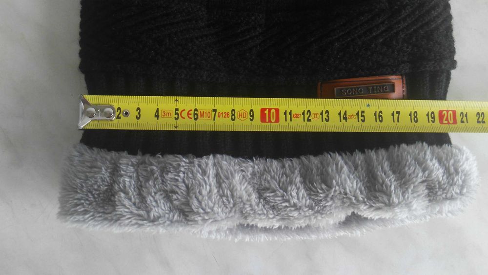 Шапка зимняя,шапка утеплённая.