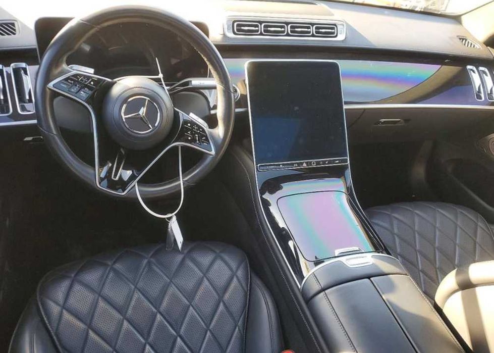 Передний и задний бампер Mercedes-Benz W223 рестайлинг / оригинал