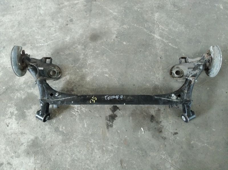 Балка передняя задняя VW Passat B5 B6 Golf 4 5 Гольф 4  Tauran Audi A6