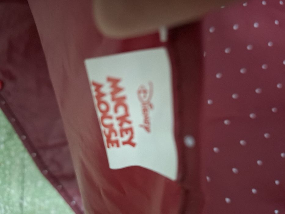 Capa de chuva com desenho animado