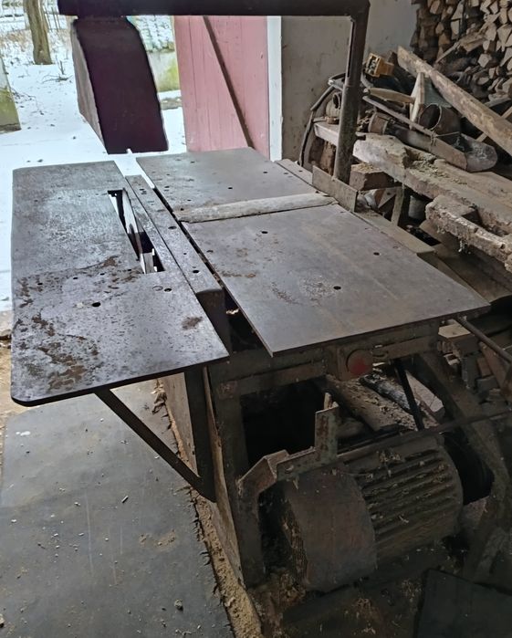 Продається деревообробний верстат