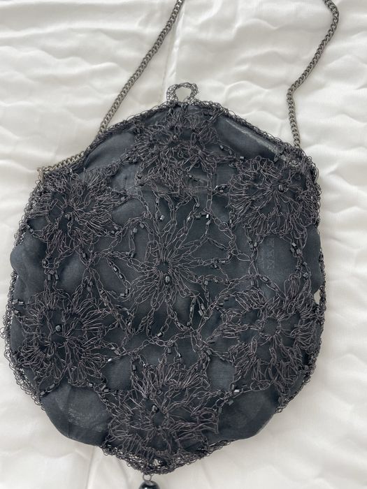 Carteira preta de missangas e metal Massimo Dutti